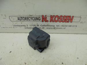 Used Tank flap lock motor Smart Fortwo Coupé (451.3) Electric Drive Price on request offered by N Kossen Autorecycling BV