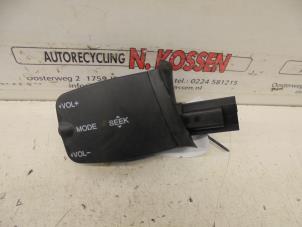 Used Steering wheel mounted radio control Ford Transit 2.2 TDCi 16V Price on request offered by N Kossen Autorecycling BV
