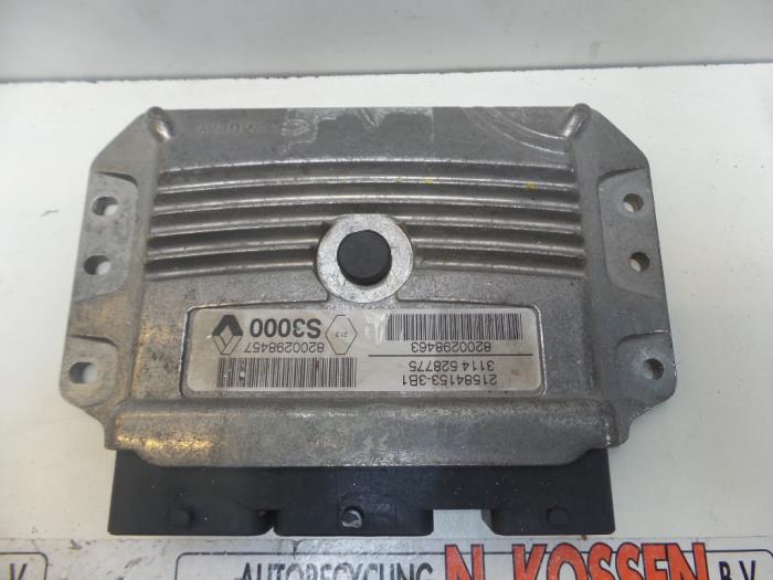 Used Engine management computer Renault Megane II (BM/CM) 1.4 16V 98 Price on request offered by N Kossen Autorecycling BV