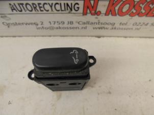 Used Convertible roof controller Renault Megane (EA) 1.6i Price on request offered by N Kossen Autorecycling BV