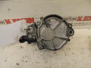 Used Oil pump Fiat Scudo Price on request offered by N Kossen Autorecycling BV