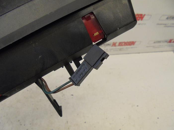 Third brake light Opel Vectra C Caravan 1.9 CDTI 16V 024469480AF GM