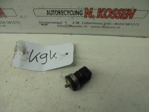 Used Thermostat Renault Kangoo Express (FC) 1.5 dCi 60 Price on request offered by N Kossen Autorecycling BV