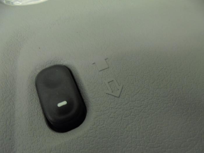 Sunroof switch from a Nissan Almera Tino 2005