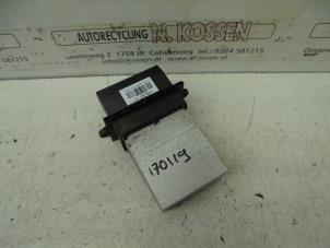 Used Heater resistor Renault Modus/Grand Modus (JP) 1.6 16V Price on request offered by N Kossen Autorecycling BV