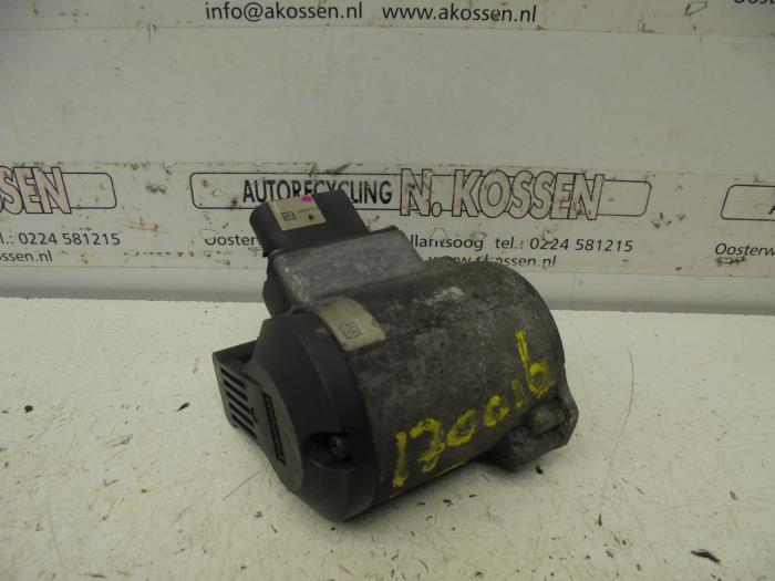 Gebrauchte Sperrdifferential Schalter BMW X6 (E71/72) xDrive35d 3.0 24V Preis auf Anfrage angeboten von N Kossen Autorecycling BV