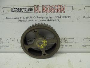 Used Camshaft sprocket Renault Modus/Grand Modus (JP) 1.6 16V Price on request offered by N Kossen Autorecycling BV