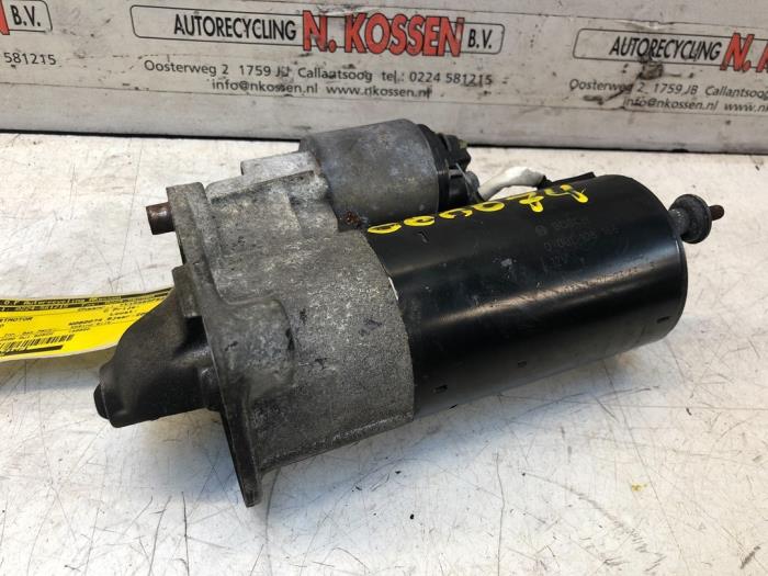 Begagnade Startmotor Volvo S60 I (RS/HV) 2.4 20V 140 Pris på förfrågan erbjuds av N Kossen Autorecycling BV