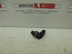 Used Fuel pressure sensor BMW 3 serie (E46/4) 320d 16V Price on request offered by N Kossen Autorecycling BV