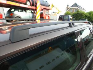 Used Roof rail, right Volvo XC70 (SZ) XC70 2.4 T 20V Price on request offered by N Kossen Autorecycling BV