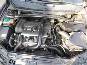 Used Engine Volvo XC70 (SZ) XC70 2.4 T 20V Price on request offered by N Kossen Autorecycling BV
