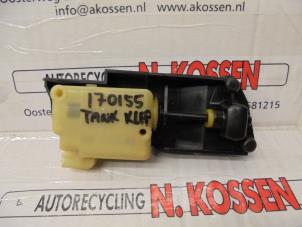 Used Tank flap lock motor Volvo XC70 (SZ) XC70 2.4 T 20V Price on request offered by N Kossen Autorecycling BV