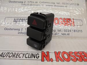 Usagé Bouton de warning Volkswagen UP Prix sur demande proposé par N Kossen Autorecycling BV
