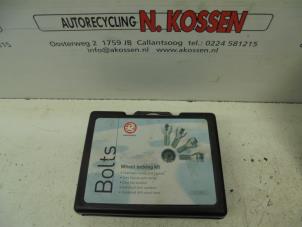 Usados Juego de pernos de rueda Opel Tigra Precio de solicitud ofrecido por N Kossen Autorecycling BV