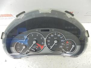 Usados Panel de instrumentación Peugeot 206 (2A/C/H/J/S) 1.6 16V Precio de solicitud ofrecido por N Kossen Autorecycling BV