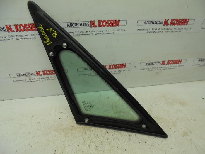 Usados Ventanilla triangular derecha delante Ford C-Max (DXA) 1.6 TDCi 16V Van Precio de solicitud ofrecido por N Kossen Autorecycling BV