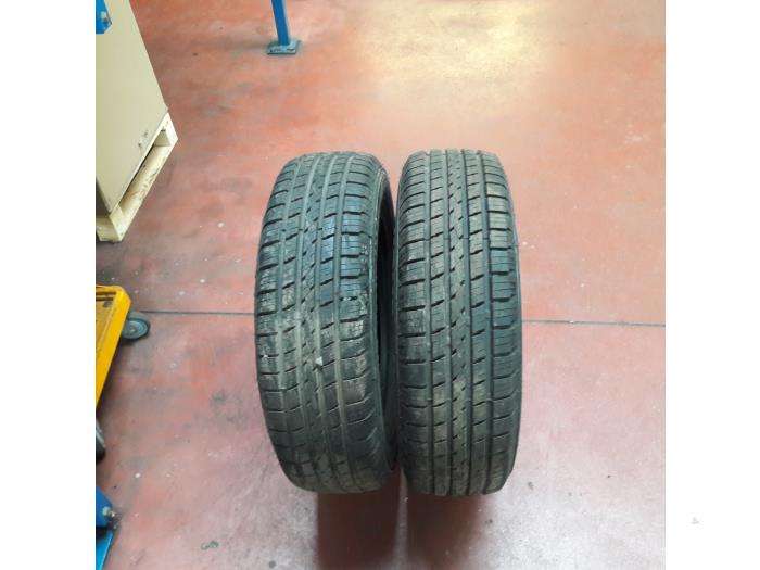 Używane Opona Cena na żądanie oferowane przez N Kossen Autorecycling BV