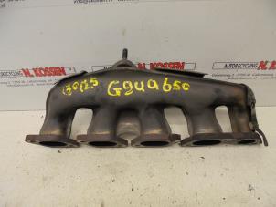 Used Exhaust manifold Opel Vivaro Price on request offered by N Kossen Autorecycling BV