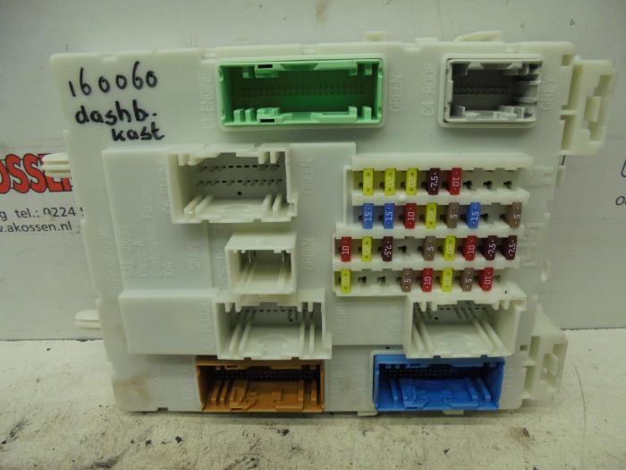 Fuse box Ford CMax 1.6 TDCi 16V Van EM16926 FOMOCO