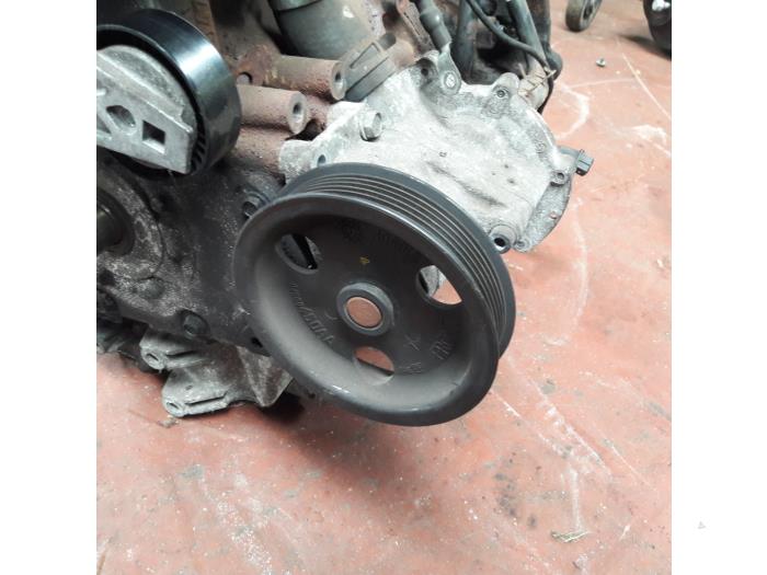 Begagnade Vattenpump Mini Cooper Pris på förfrågan erbjuds av N Kossen Autorecycling BV