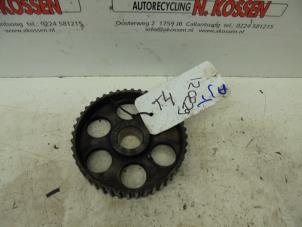 Used Camshaft sprocket Volkswagen Transporter Price on request offered by N Kossen Autorecycling BV
