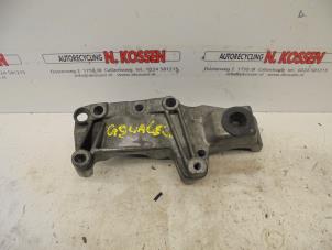 Used Engine mount Nissan Interstar Price on request offered by N Kossen Autorecycling BV