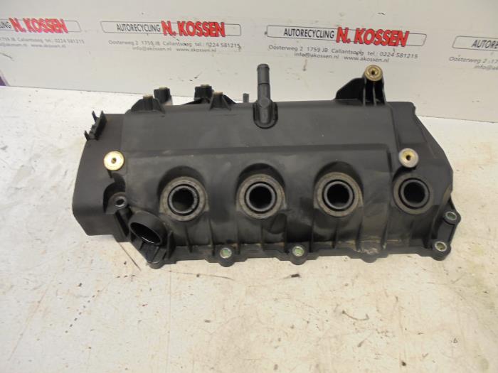 Gebrauchte Ventildeckel Renault Twingo Preis auf Anfrage angeboten von N Kossen Autorecycling BV