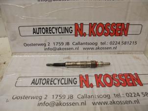 Używane Swieca zarowa Volkswagen Golf Cena na żądanie oferowane przez N Kossen Autorecycling BV