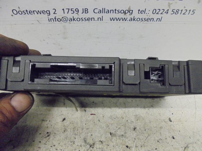 Navigation module Volvo S60 I 2.4 20V 140 9499896 VOLVO