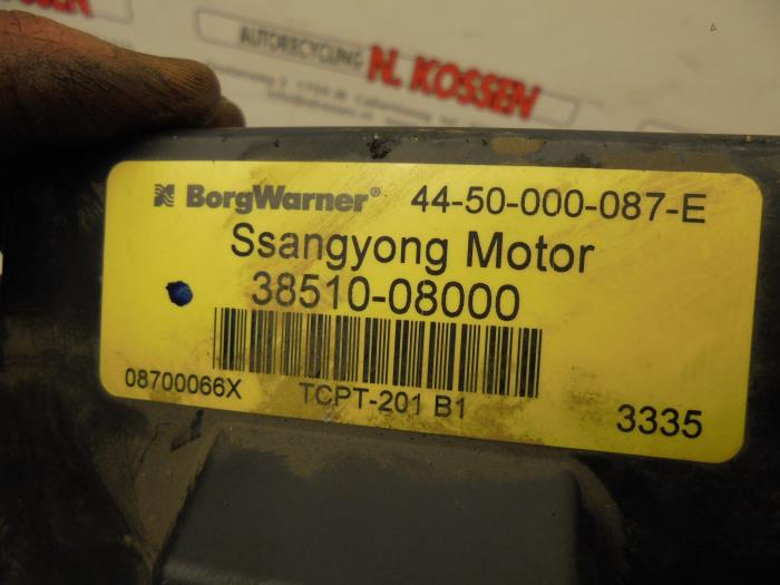 Ordenador de caja automática de un SsangYong Rexton 2.7 Xdi RX/RJ 270 16V 2004