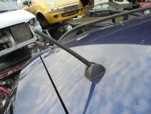 Used Antenna Hyundai Matrix 1.6 16V Price on request offered by N Kossen Autorecycling BV
