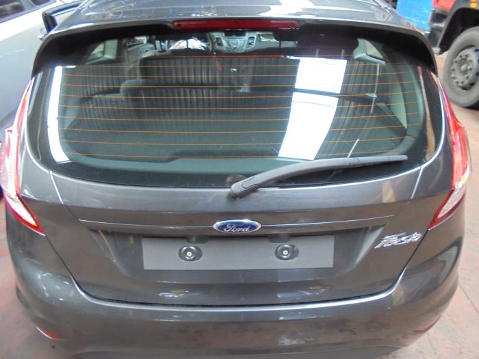 Luz de frenos adicional centro de un Ford Fiesta 6 (JA8) 1.0 Ti-VCT 12V 65 2015