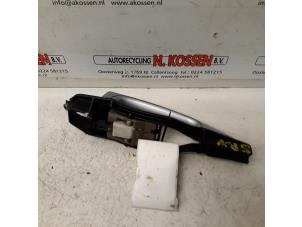 Used Door handle 2-door, right BMW 3 serie (E46/2) 320 Ci 24V Price on request offered by N Kossen Autorecycling BV