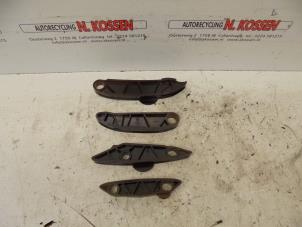 Used Chain guide Kia Sorento Price on request offered by N Kossen Autorecycling BV