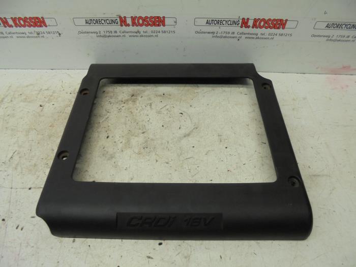 Usagé Couverture moteur Hyundai Santafe Prix sur demande proposé par N Kossen Autorecycling BV