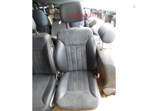 Used Seat, right Mercedes ML II (164/4JG) 3.0 ML-320 CDI 4-Matic V6 24V Price on request offered by N Kossen Autorecycling BV