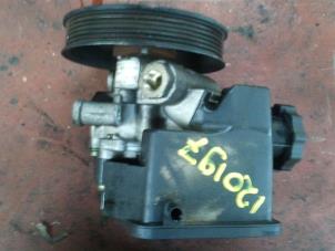 Used Power steering pump Mercedes Sprinter 2t (901/902) 208 CDI 16V Price on request offered by N Kossen Autorecycling BV