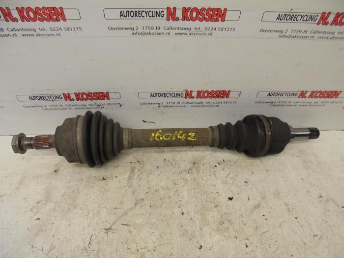 Usagé Arbre de transmission avant gauche Citroen Berlingo Prix sur demande proposé par N Kossen Autorecycling BV