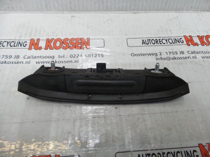 Tailgate switch Opel Corsa - 738213188017 