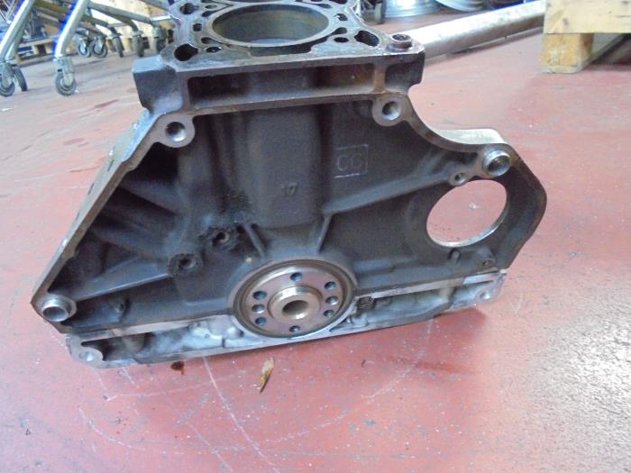 Connecting rod from a Opel Agila 2006