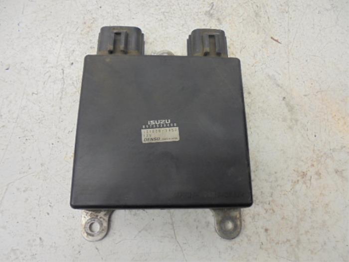 Used Engine management computer Opel Vectra C Caravan 3.0 CDTI V6 24V Price on request offered by N Kossen Autorecycling BV