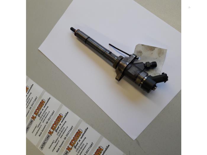 Usagé Injecteurs Citroen Berlingo Prix sur demande proposé par N Kossen Autorecycling BV