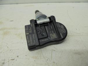 Usados Sensor de presión de neumáticos Kia Cee'd Sportswagon (JDC5) 1.6 GDI 16V Precio de solicitud ofrecido por N Kossen Autorecycling BV