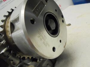 Used Camshaft adjuster Mitsubishi Colt Price on request offered by N Kossen Autorecycling BV