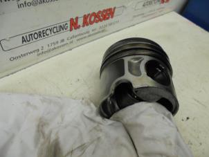 Used Piston Volkswagen Transporter Price on request offered by N Kossen Autorecycling BV