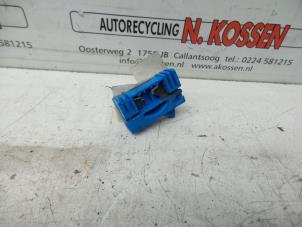 Usagé Kit de réparation mécanique des vitres Renault Laguna Prix sur demande proposé par N Kossen Autorecycling BV
