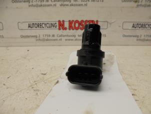 Used Camshaft sensor Hyundai Santafe Price on request offered by N Kossen Autorecycling BV