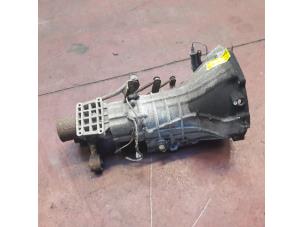 Used Gearbox Hyundai H-1/Starex Travel 2.5 TD Price on request offered by N Kossen Autorecycling BV