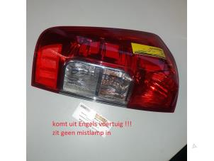 Używane Tylne swiatlo pozycyjne lewe Nissan Navara Cena na żądanie oferowane przez N Kossen Autorecycling BV