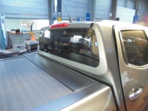 Gebrauchte Plane Kofferraum Nissan Navara Preis auf Anfrage angeboten von N Kossen Autorecycling BV